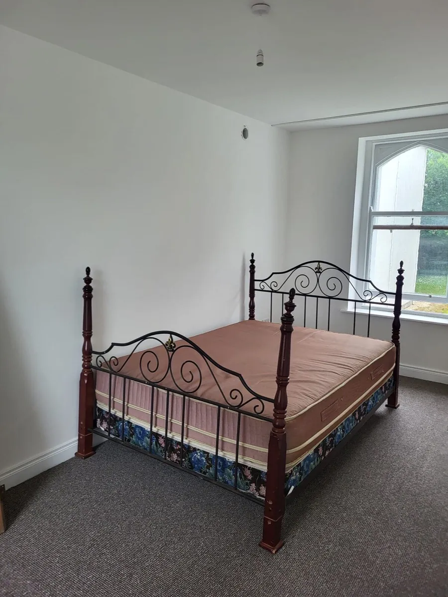 Rent apartment in Portumna - Image 4