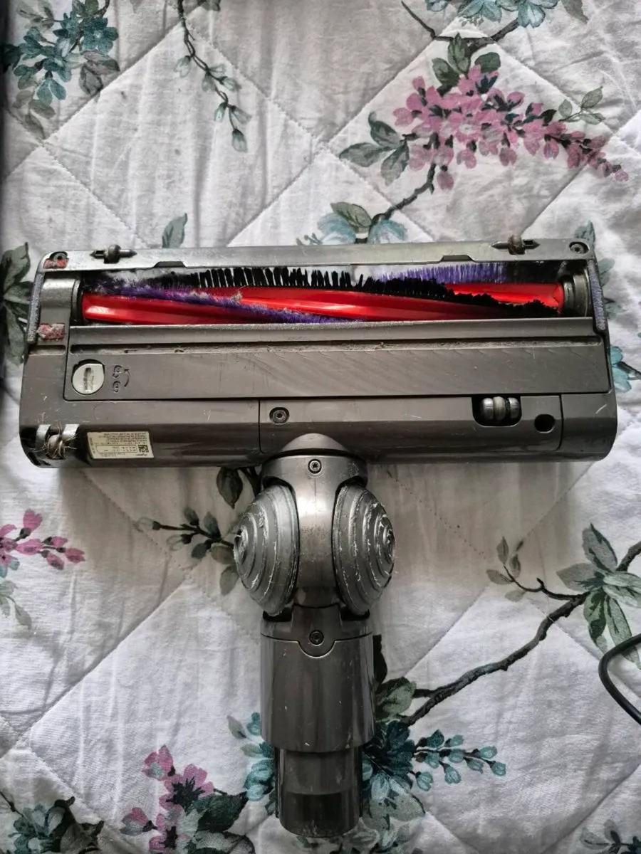 Dyson - Image 4