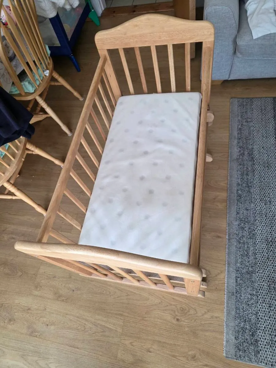 Babylo glider crib - Image 2