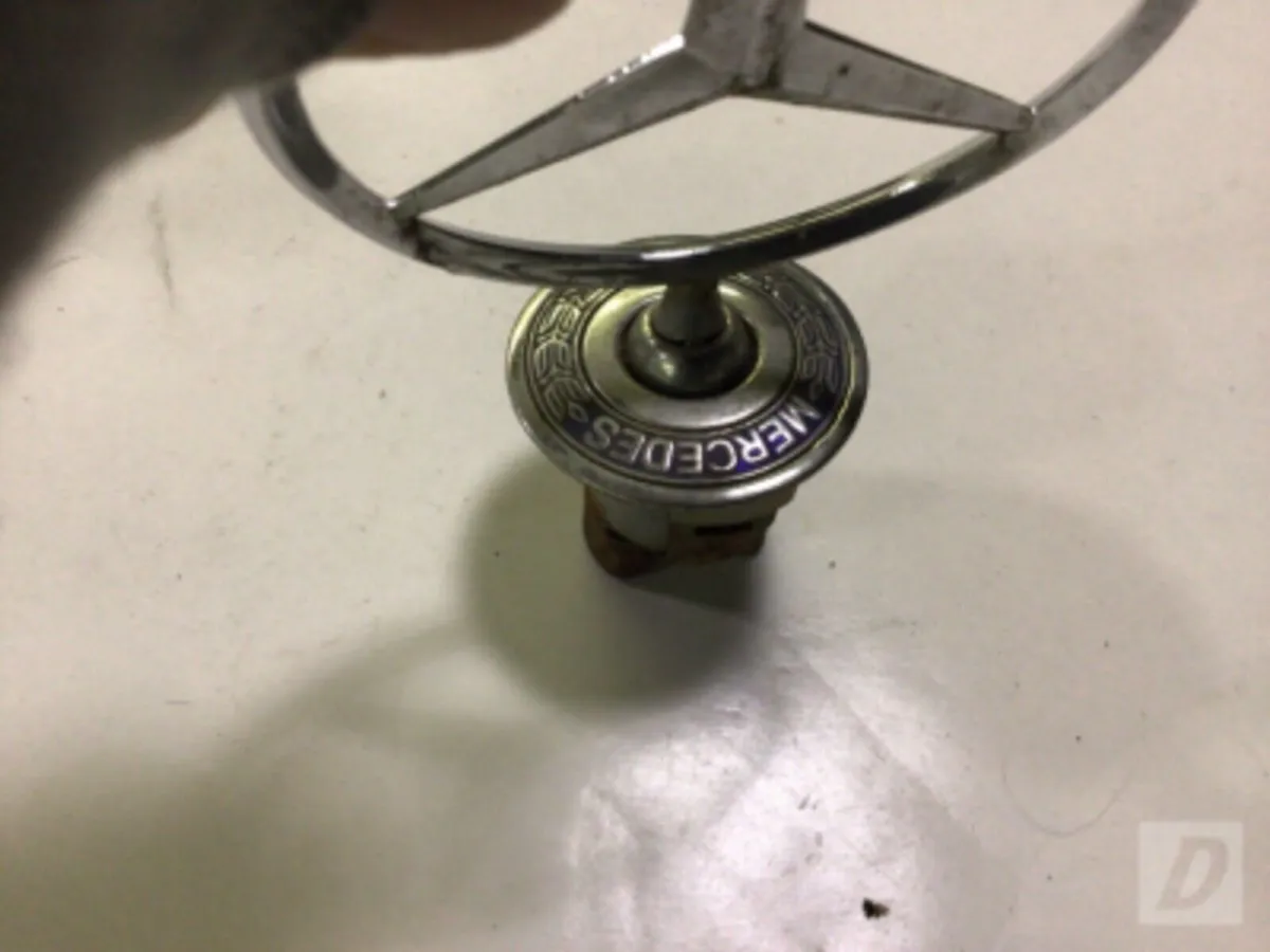 Vintage Mercedes Benz Merc Bonnet Hood Star Emble - Image 3
