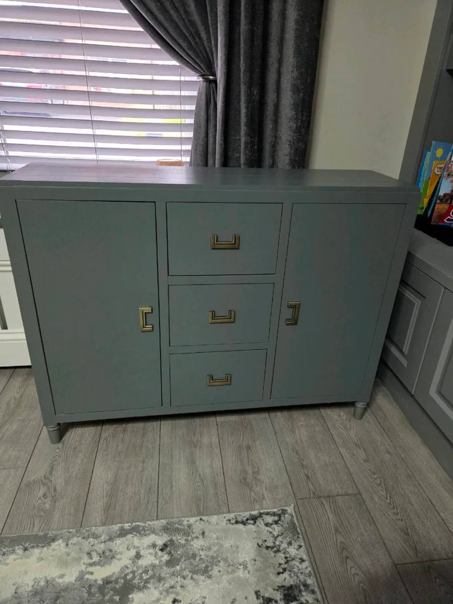 Console table - Image 1