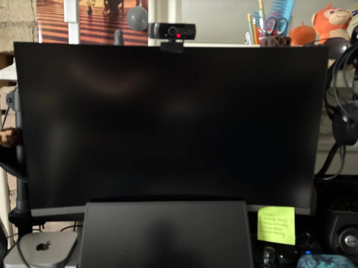 Samsung C27R500FHR monitor - Image 1