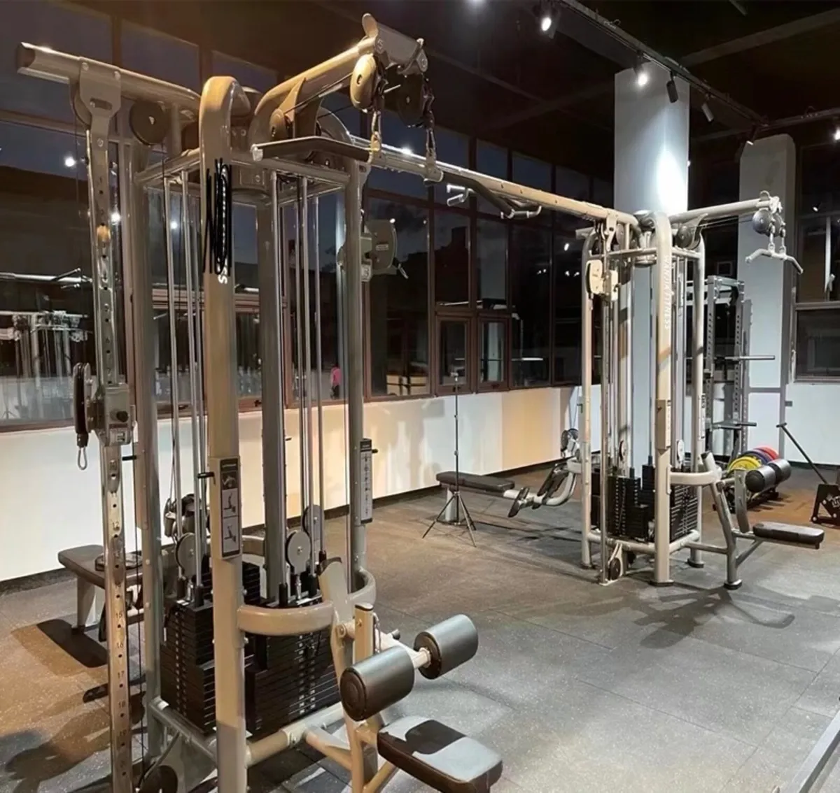 Gym equipment cable crossover 8 bay multi station