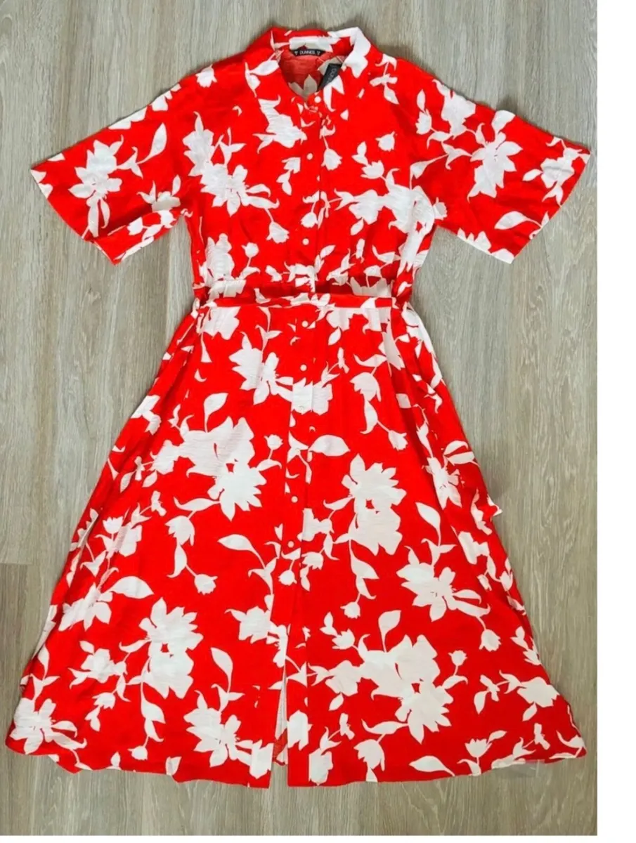 NEW Red and white floral print dress: Size 14 - Image 1