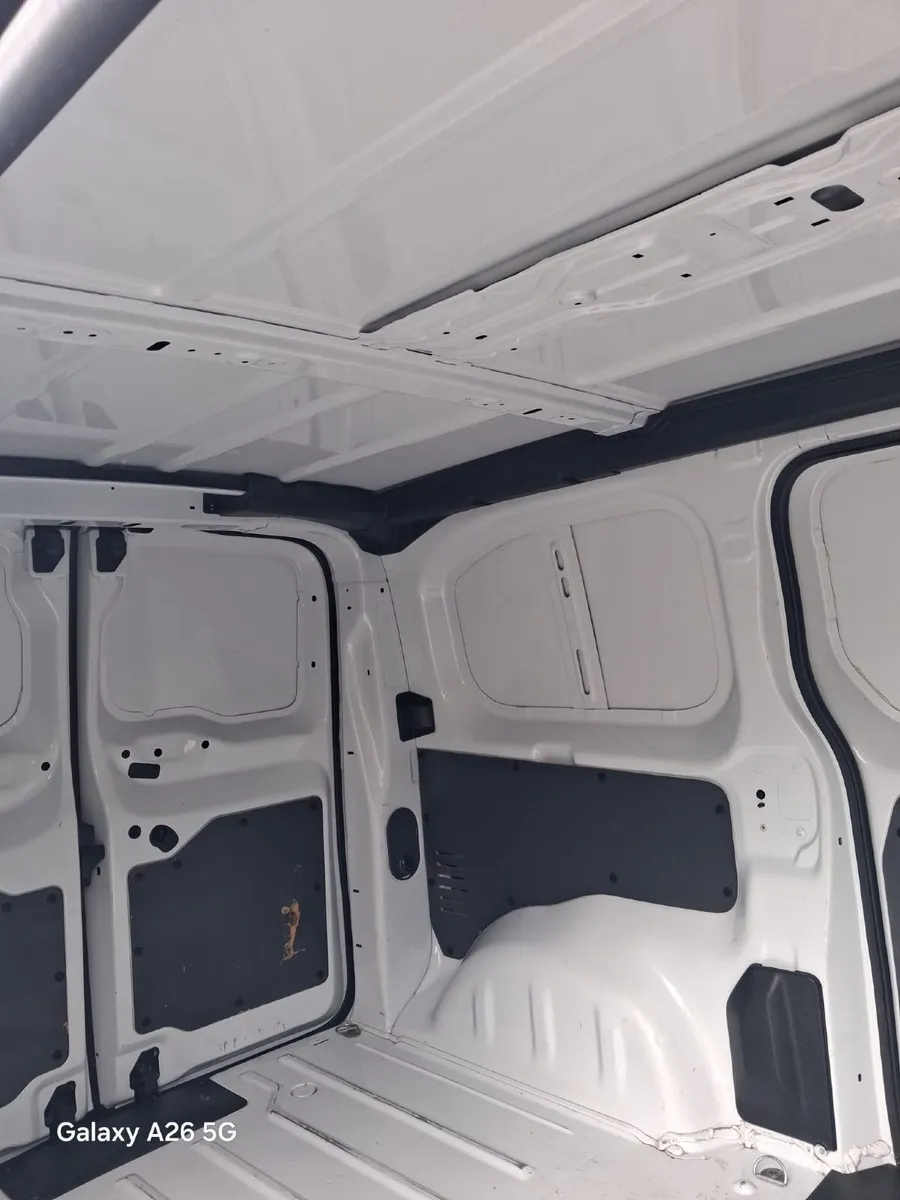 Opel Vivaro 2022 - Image 3