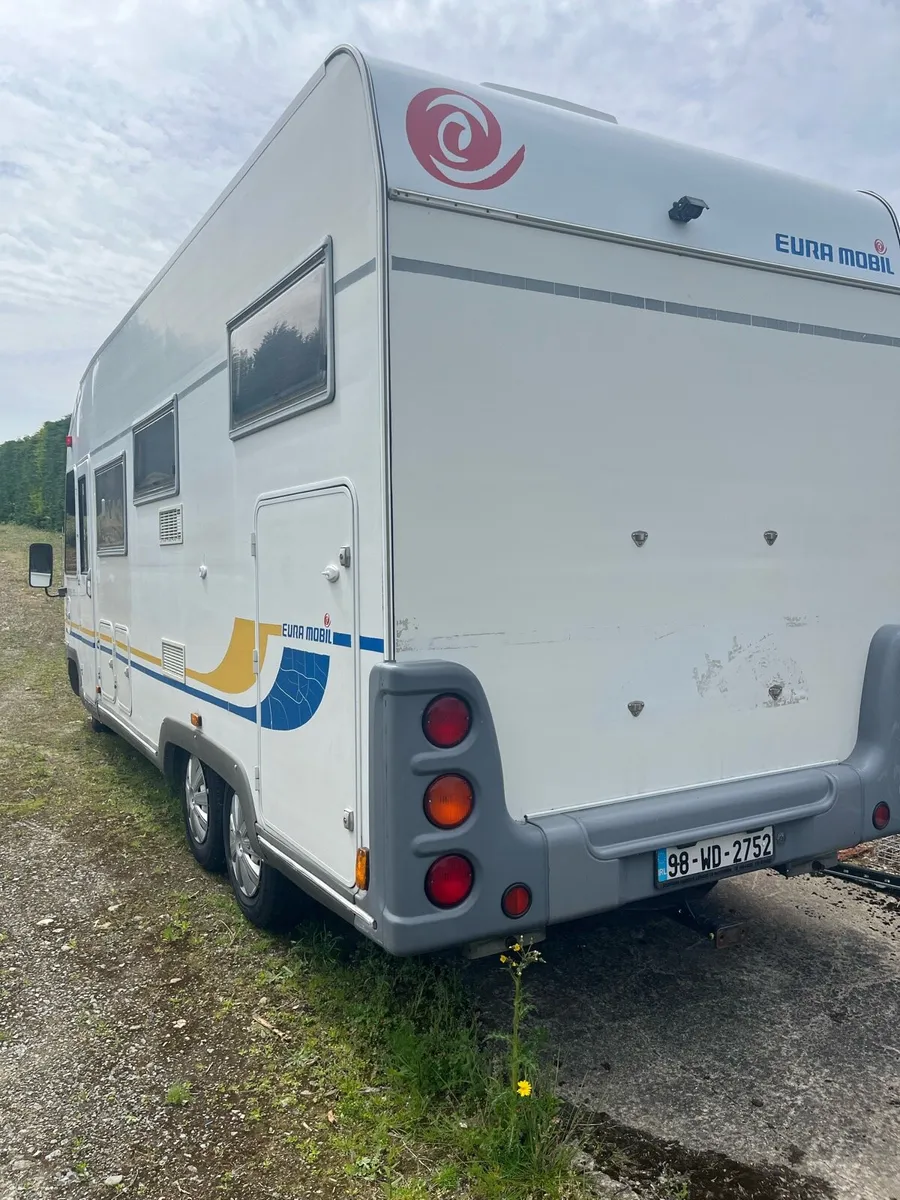Camper - Image 4