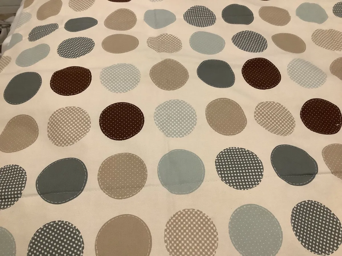 Blackout Roman Blind - Image 4