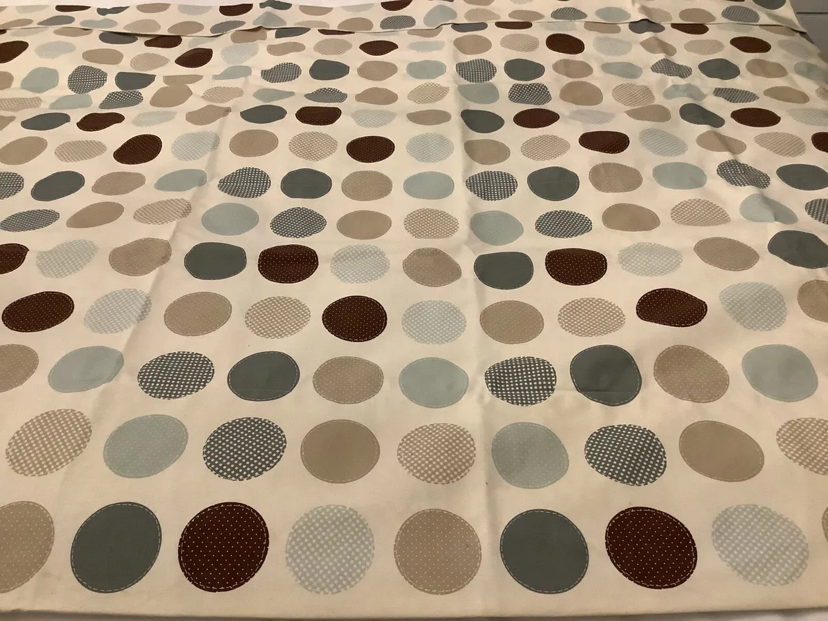 Blackout Roman Blind - Image 3
