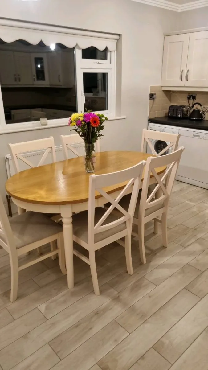 Kitchen Table & 6 Chairs - Image 1