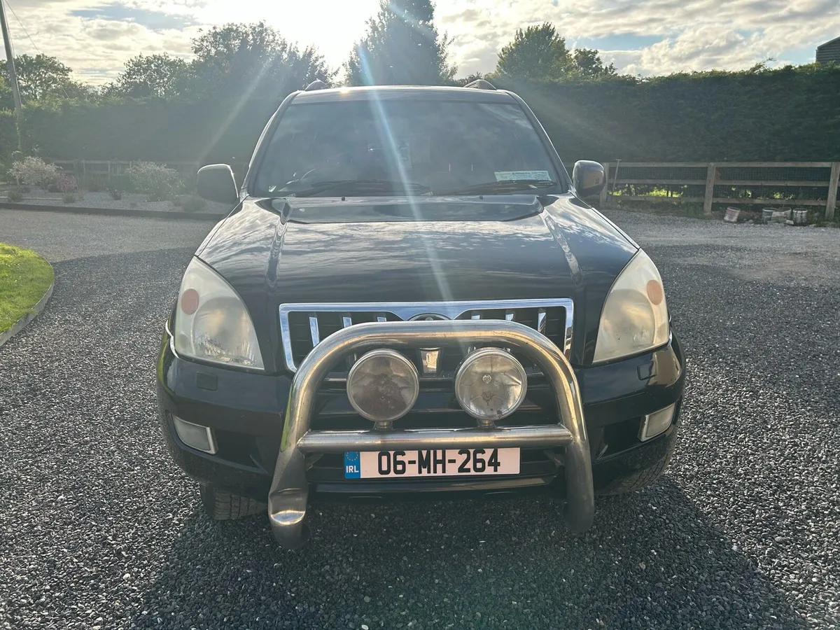 Toyota Land Cruiser - Image 2