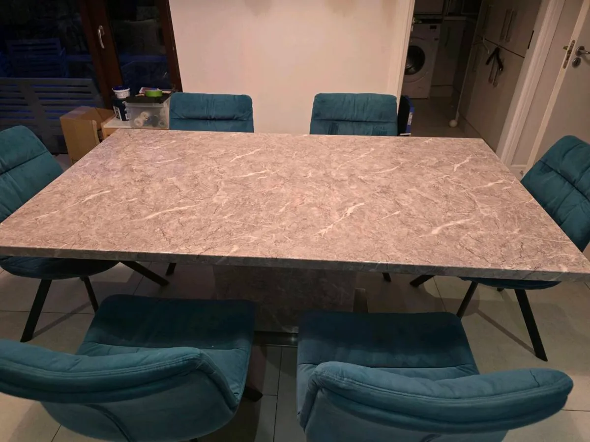 Composit marble dining table - Image 2