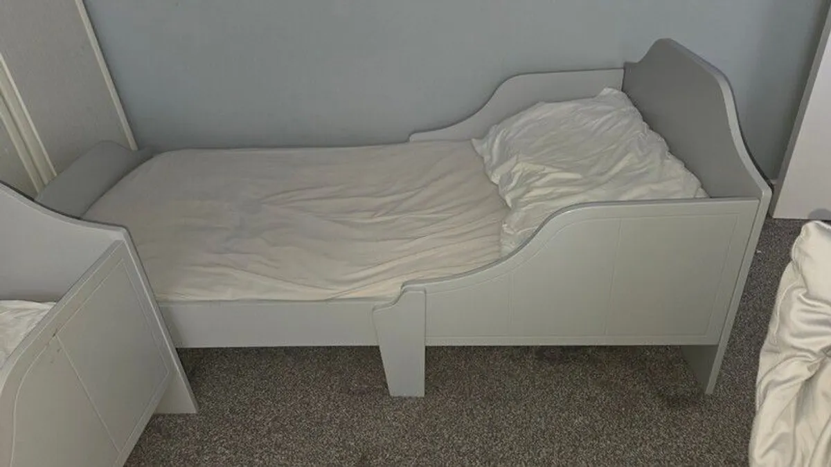 Kids  Bed - Image 1