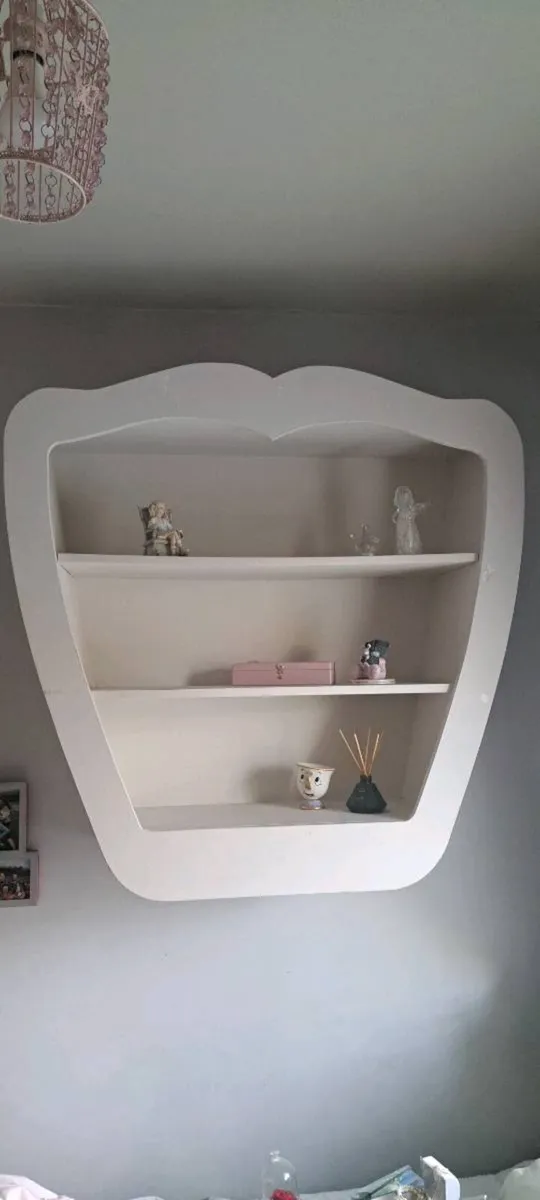 White floating wall shelf - Image 4