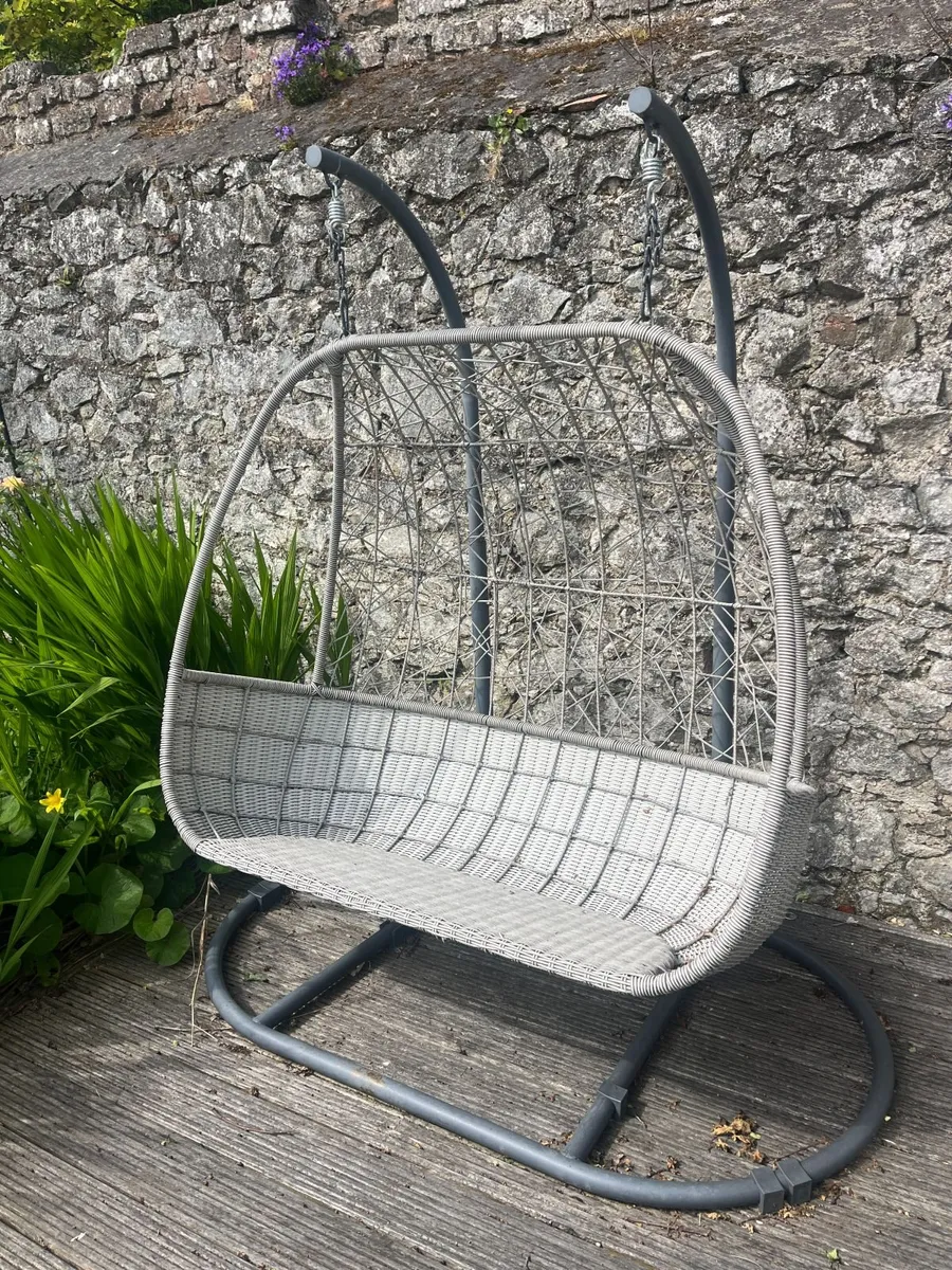Double Outdoor Garden Swing / Hanging Egg Chair - Image 4