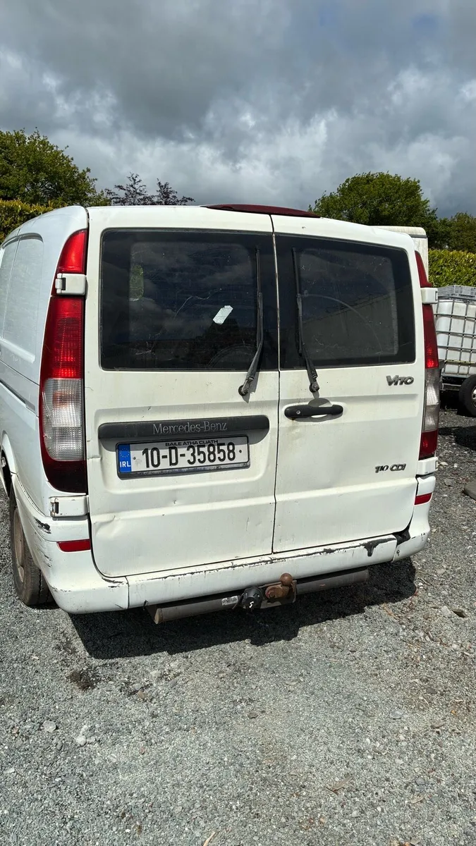 2010 Mercedes Vito van - Image 1