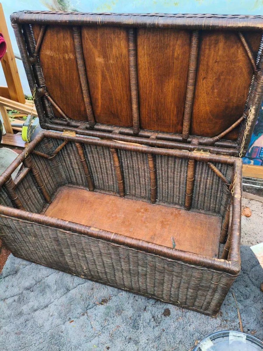 Like new set rattan furniture - Image 3
