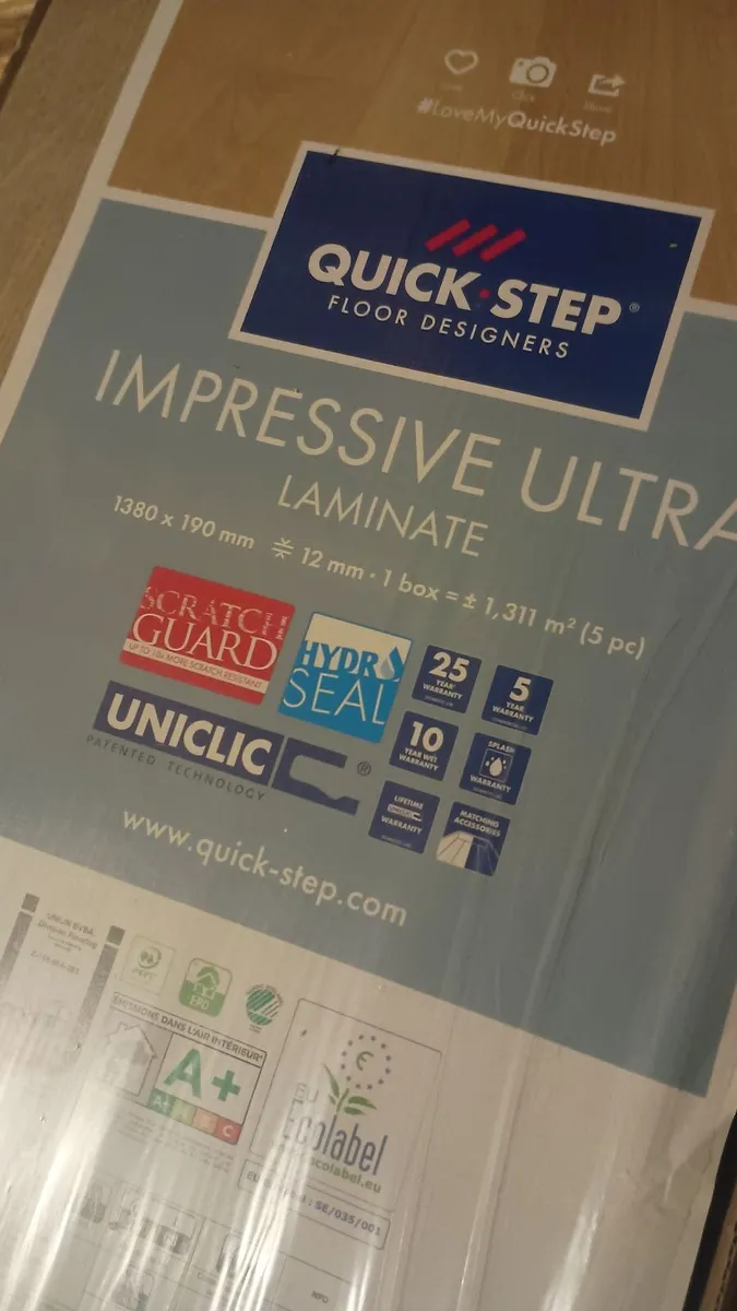 Quick-Step 12mm Laminate Flooring x 4 boxes - Image 1