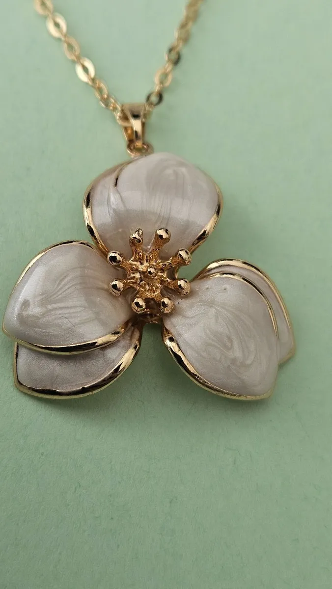 Earrings and Necklace - Image 4