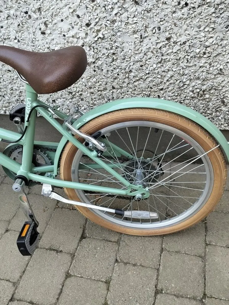 Martello Button girls bike - Image 3