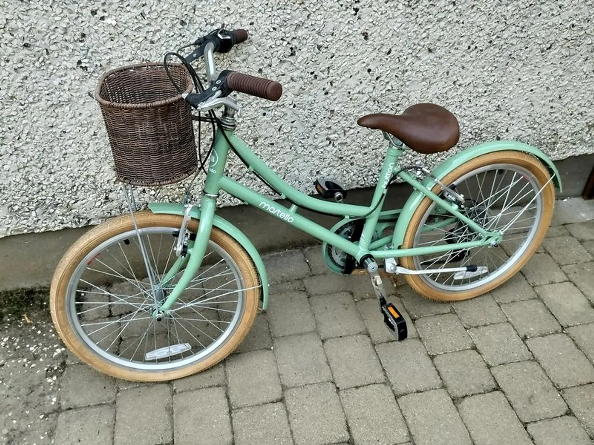 Martello Button girls bike - Image 4