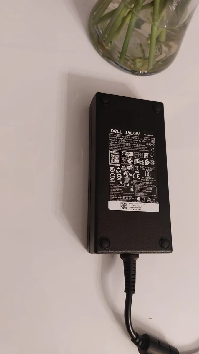 Dell WD19S Docking Station with 180W Power Adapter - Image 4