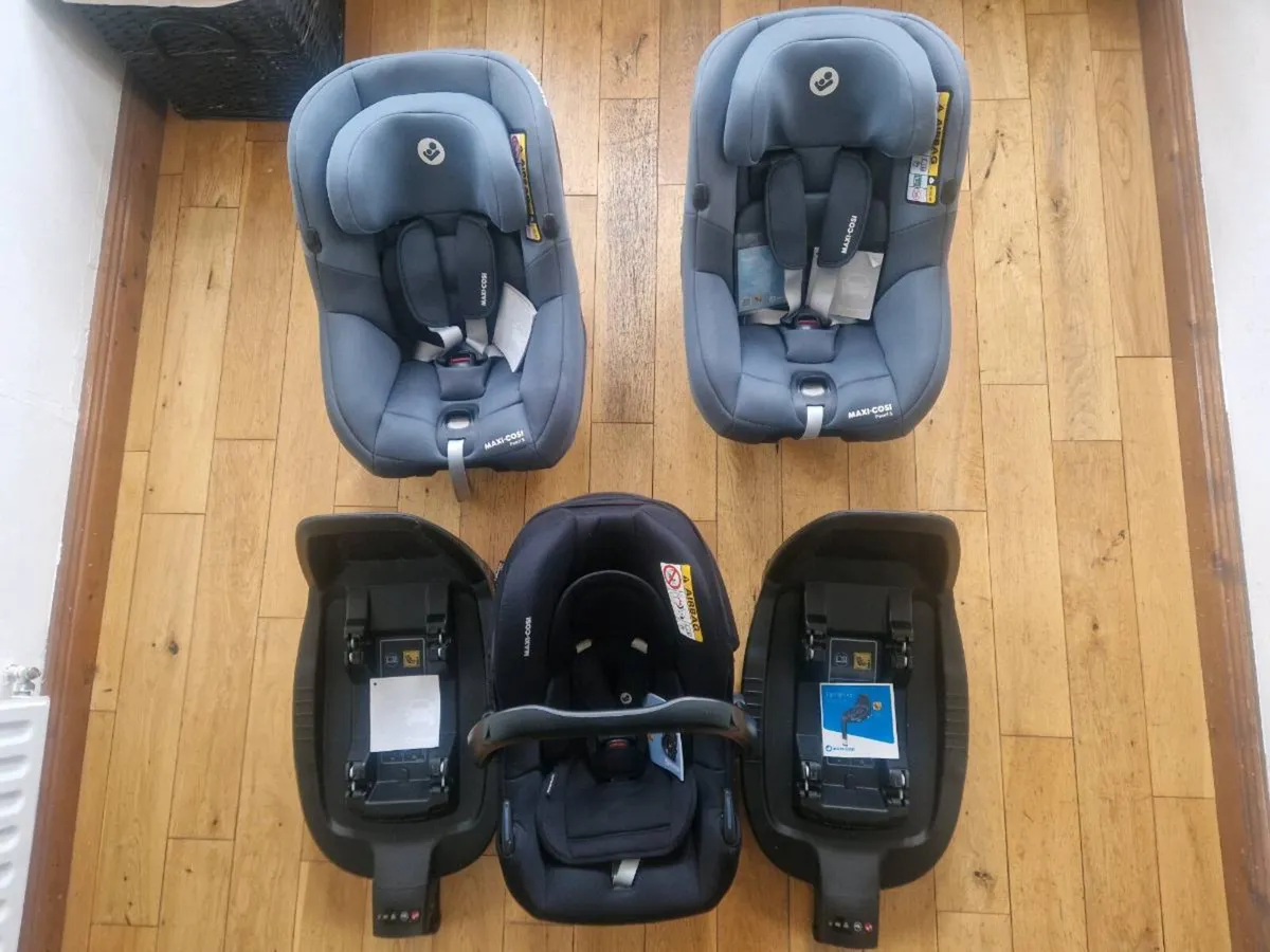 Maxi cosi bundle (3 seats) - Image 1