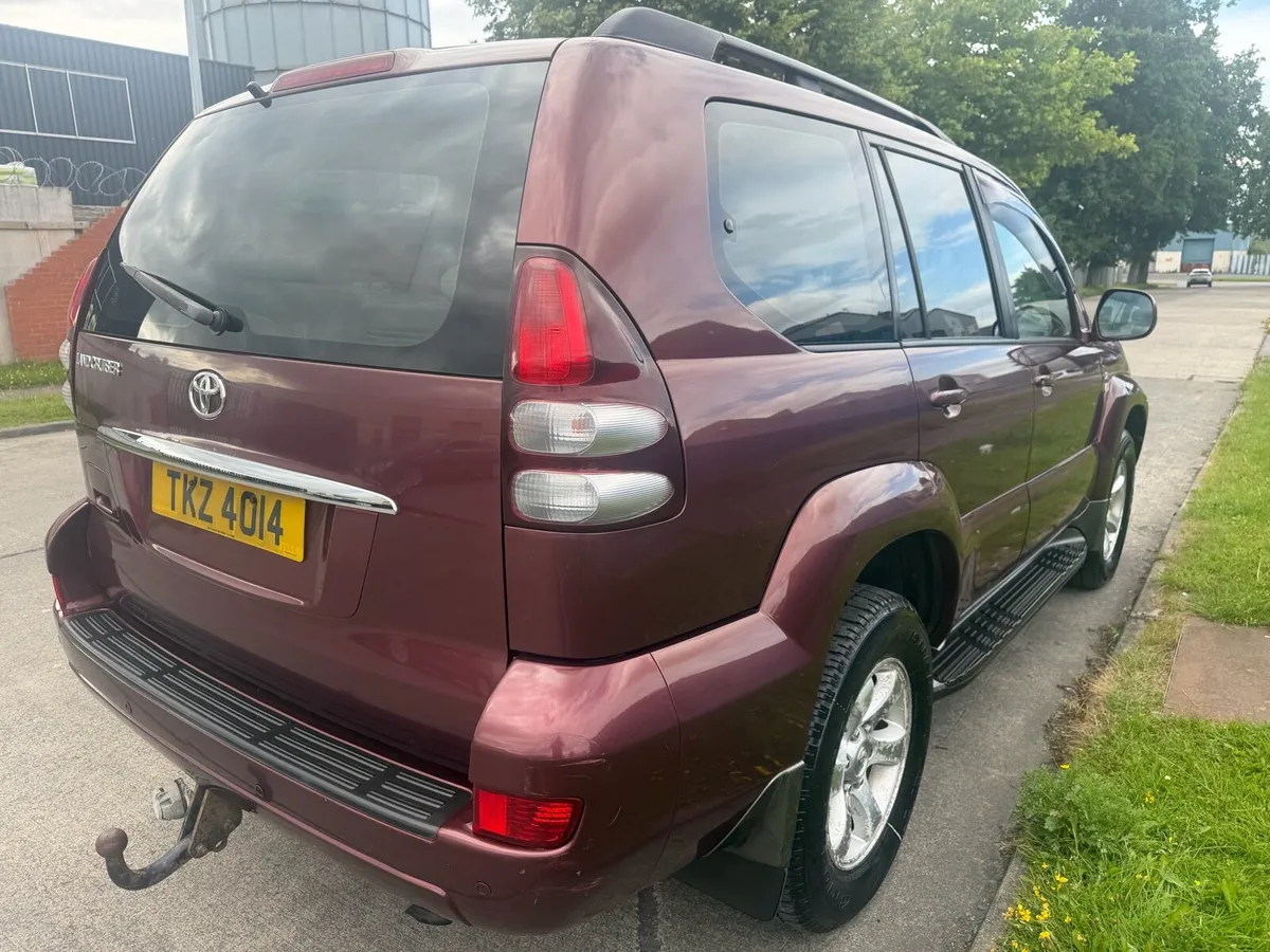 2007 Landcruiser 3.0 D4D Auto 8 Seater High Spec - Image 4