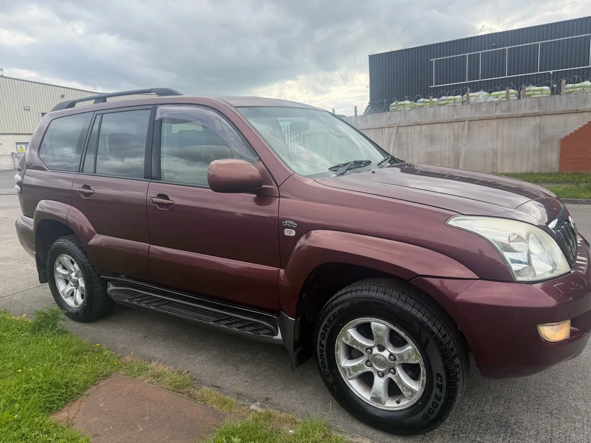 2007 Landcruiser 3.0 D4D Auto 8 Seater High Spec - Image 1