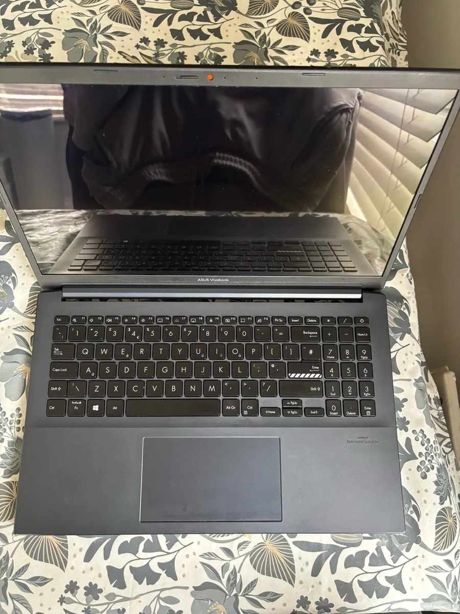 ASUS VivoBook pro 15, OLED - Image 1