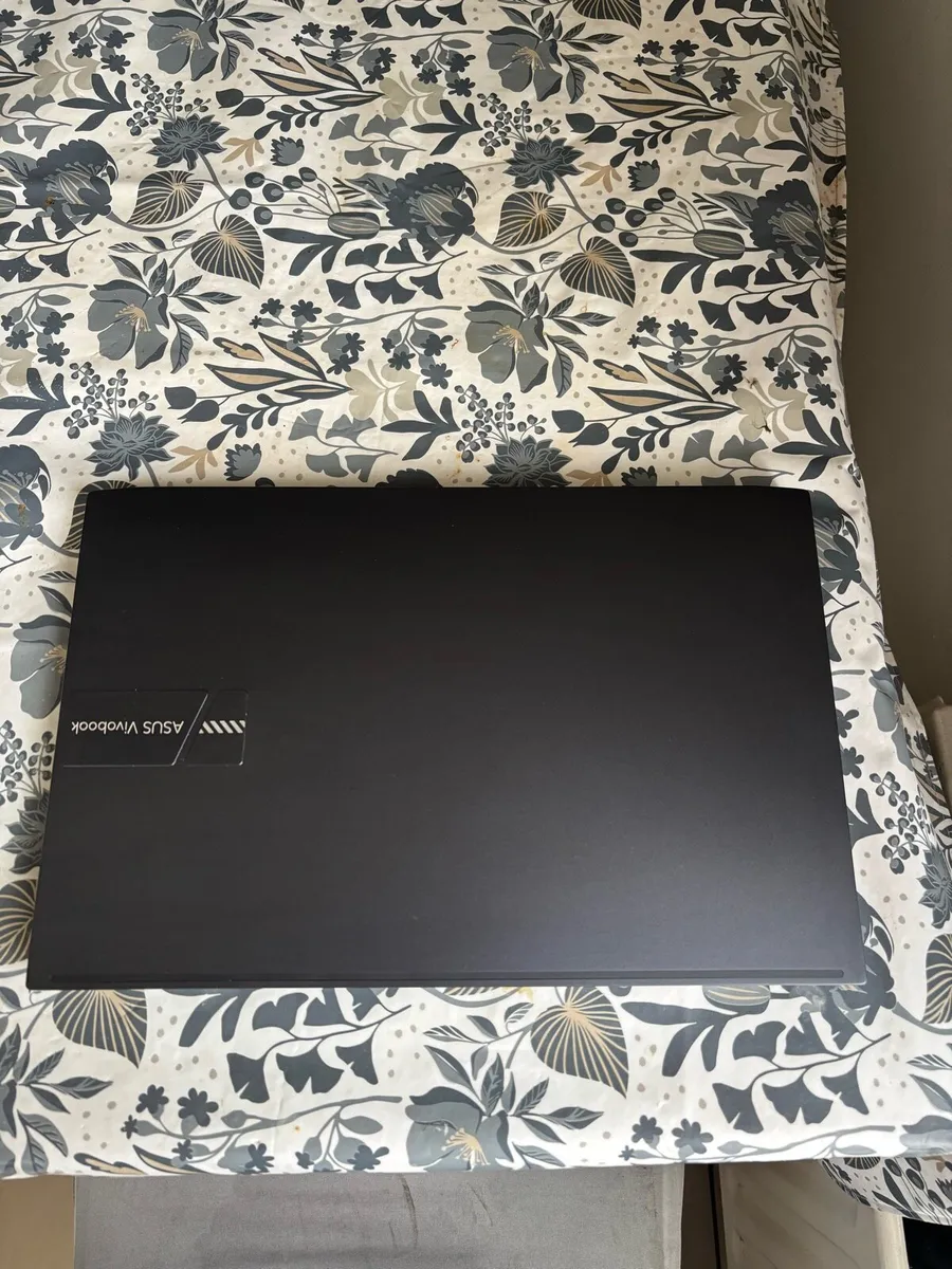 ASUS VivoBook pro 15, OLED - Image 2
