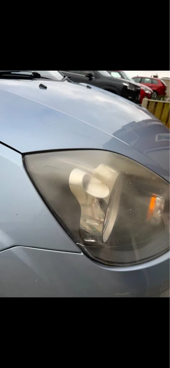 Mobile Headlight restoration - Image 3