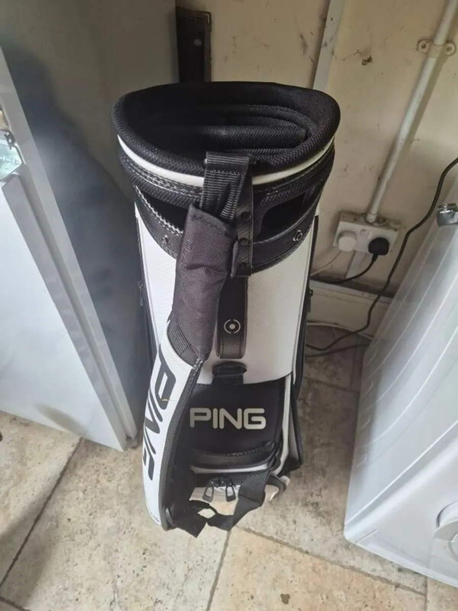 Ping Staff bag - Image 1