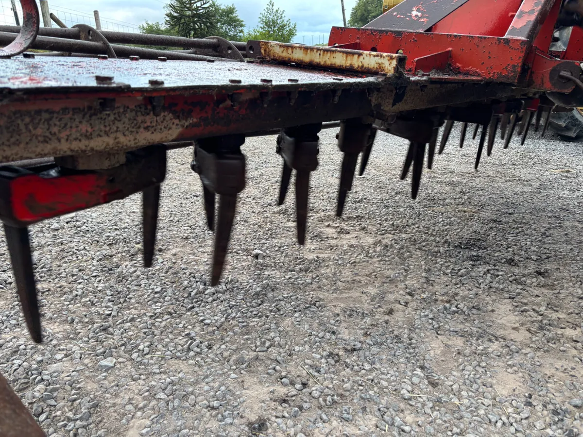 Kuhn 4 metre power Harrow - Image 3