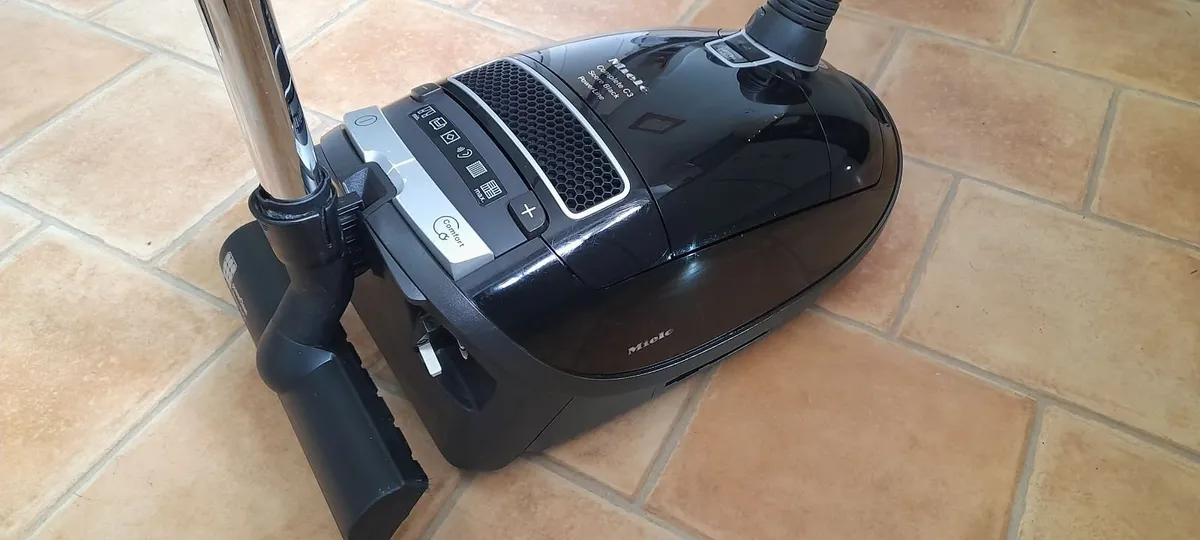 Miele vacuum/Hoover cleaner - Image 3