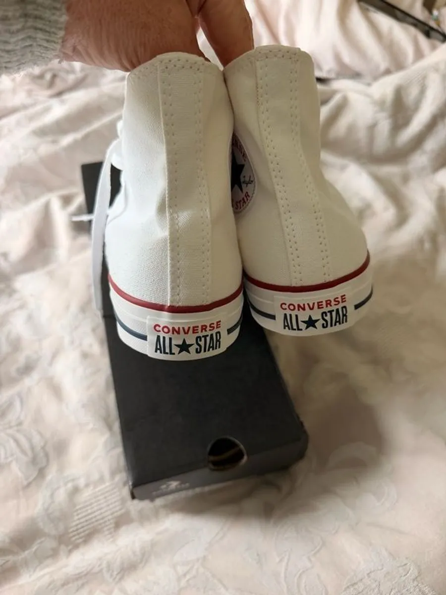 Converse  All Star Hi (high-top) brand new mint condition - Image 2