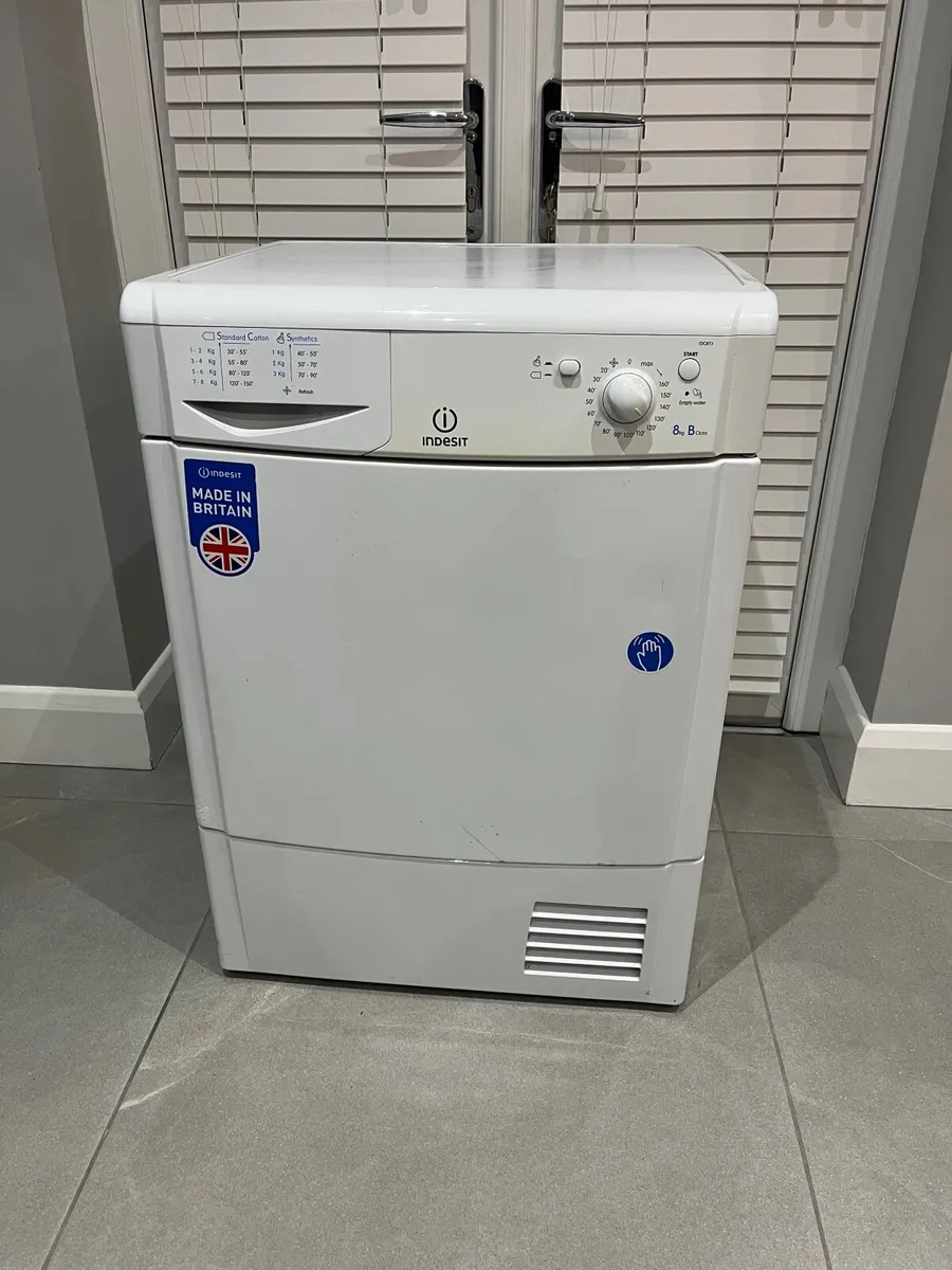 Indesit 8kg condenser tumble dryer - Image 1