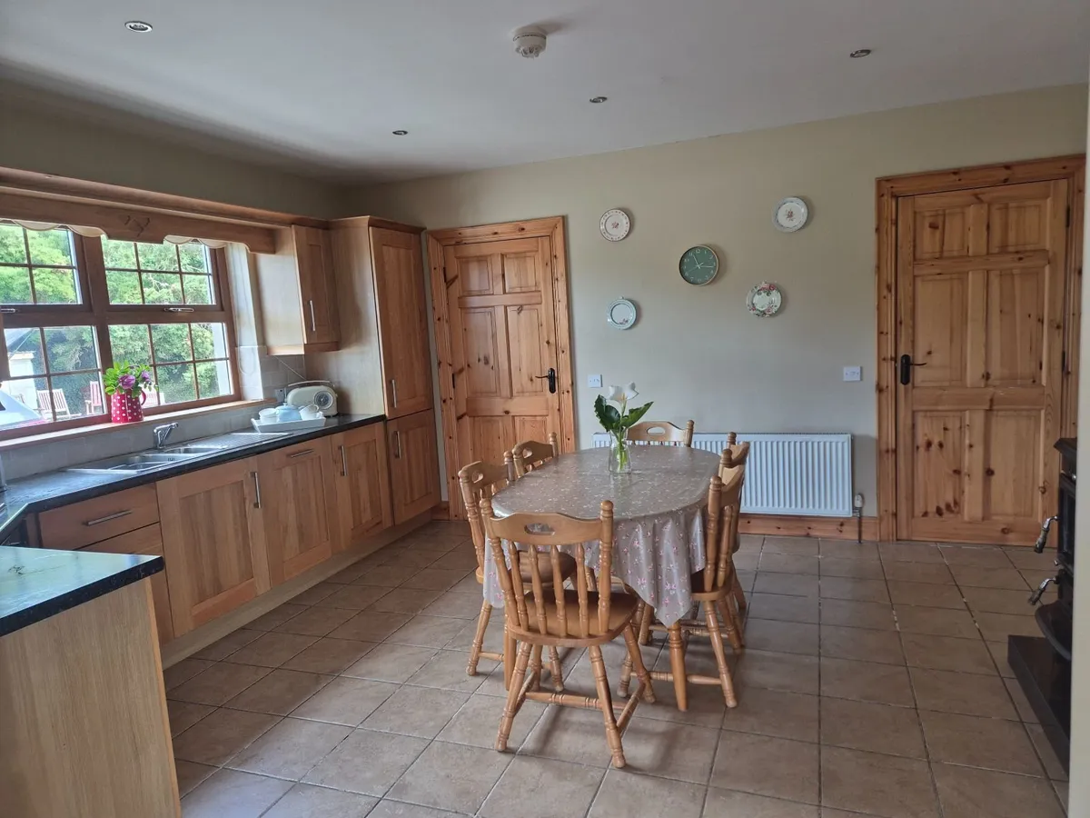 Holiday Home Malin View - Image 2