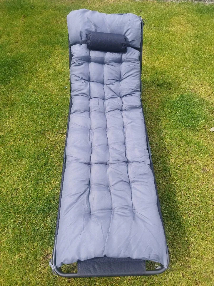 Foulding bed - Image 1