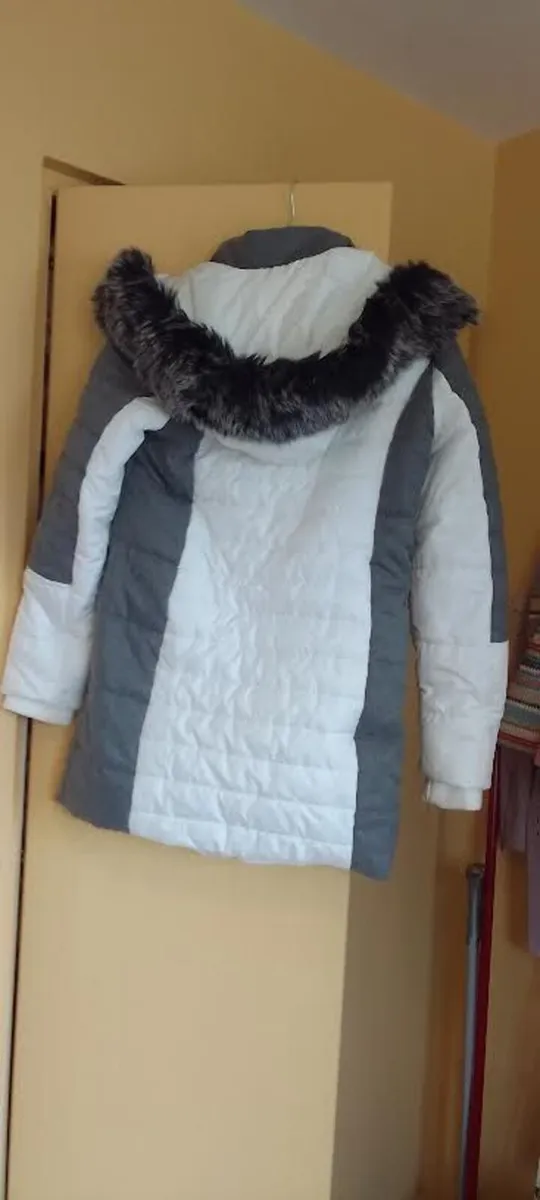 Lovely Long padded Coat by Normann size 8 - Image 2
