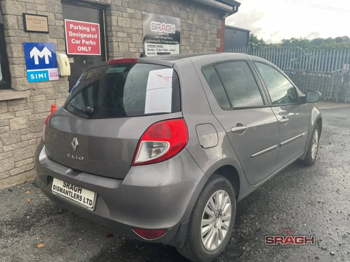 RENAULT CLIO Collection - Image 3