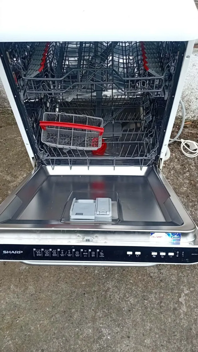 Dishwasher - Image 2
