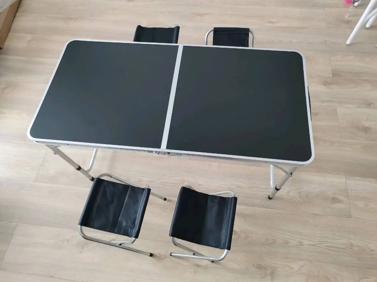 Camping table set - Image 1