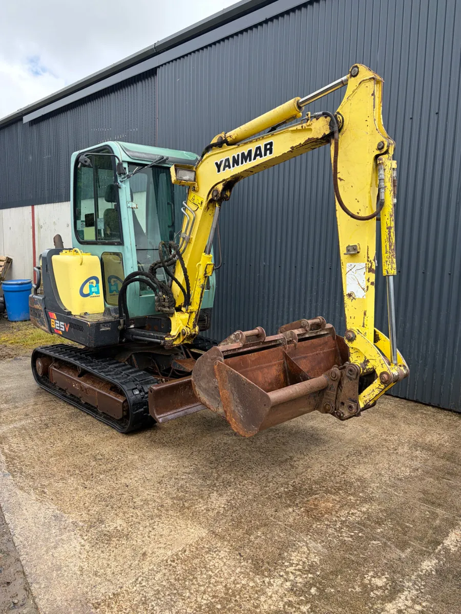 Yanmar B25V-A - Image 4