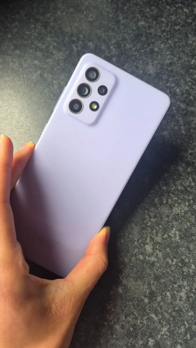 Phone - Image 1