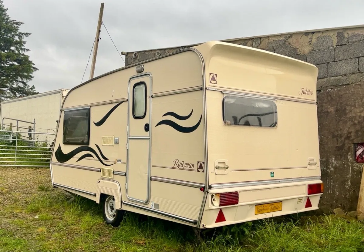 Jubilee Rallyman 2-Berth Caravan - Image 3