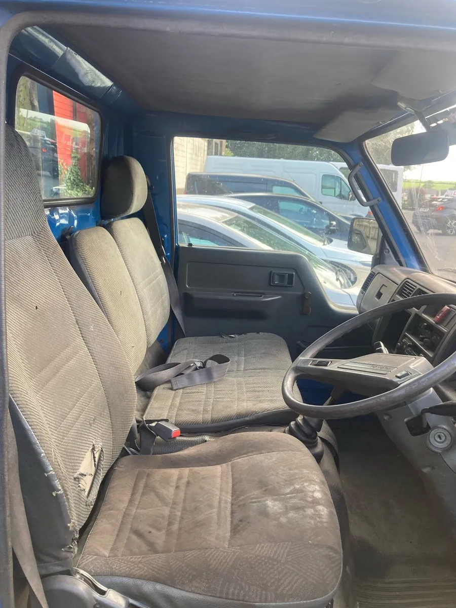 Toyota Dyna - Image 4