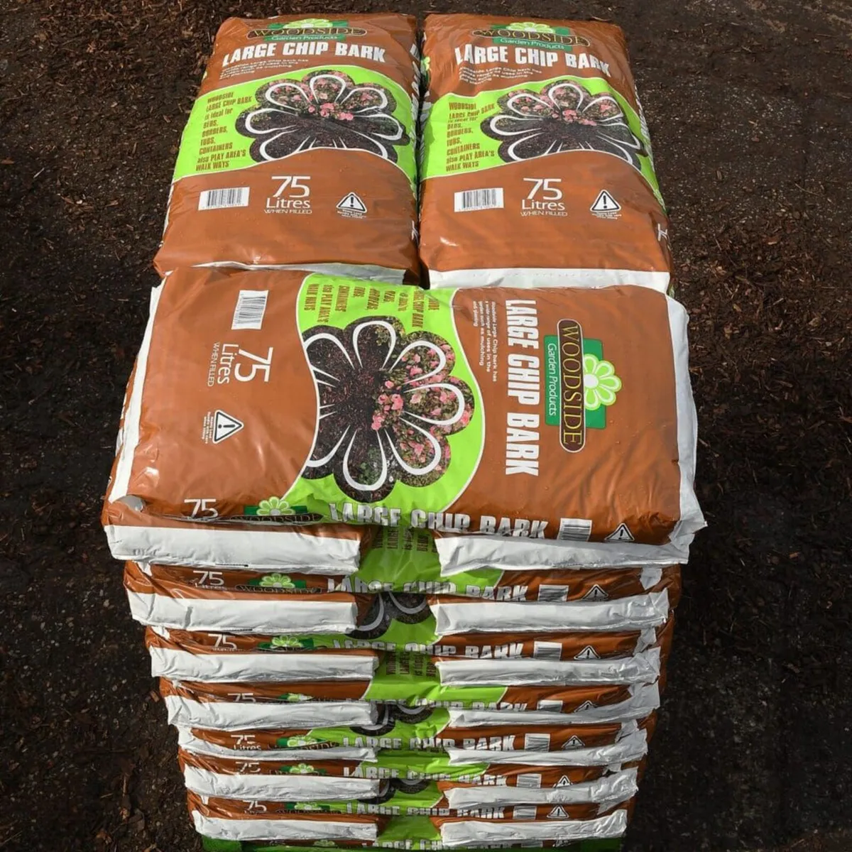Large Chip Bark Mulch - Image 2