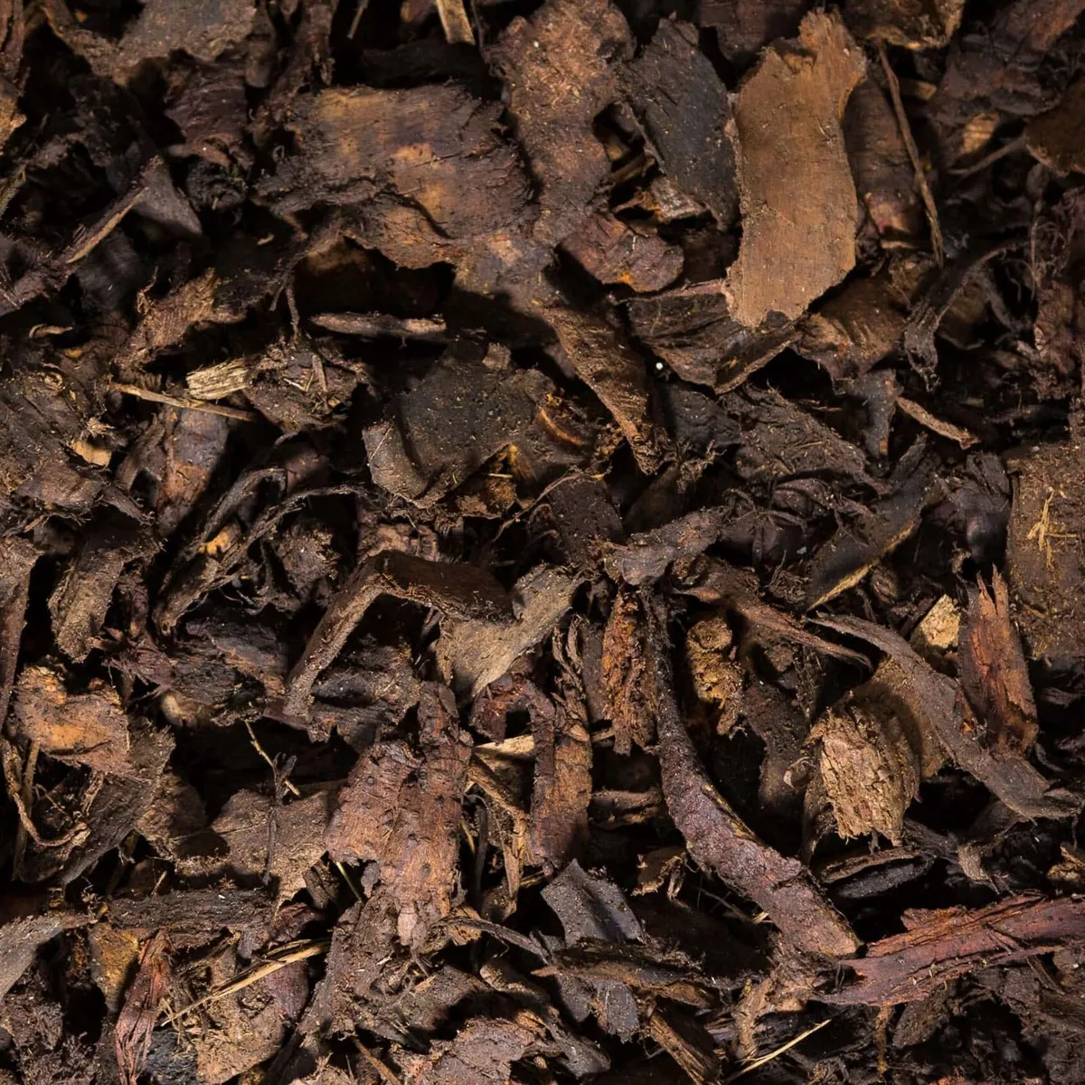 Large Chip Bark Mulch - Image 4