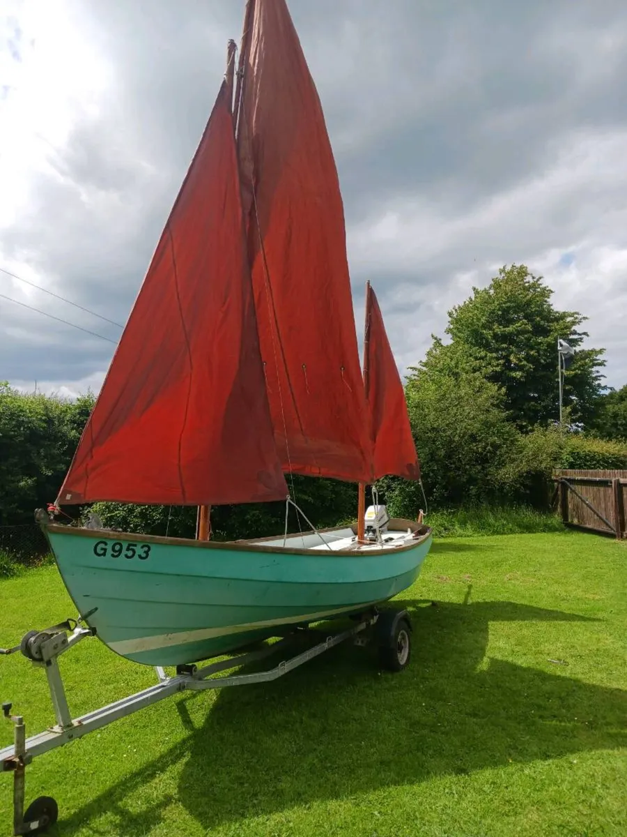 Drascombe lugger - Image 1