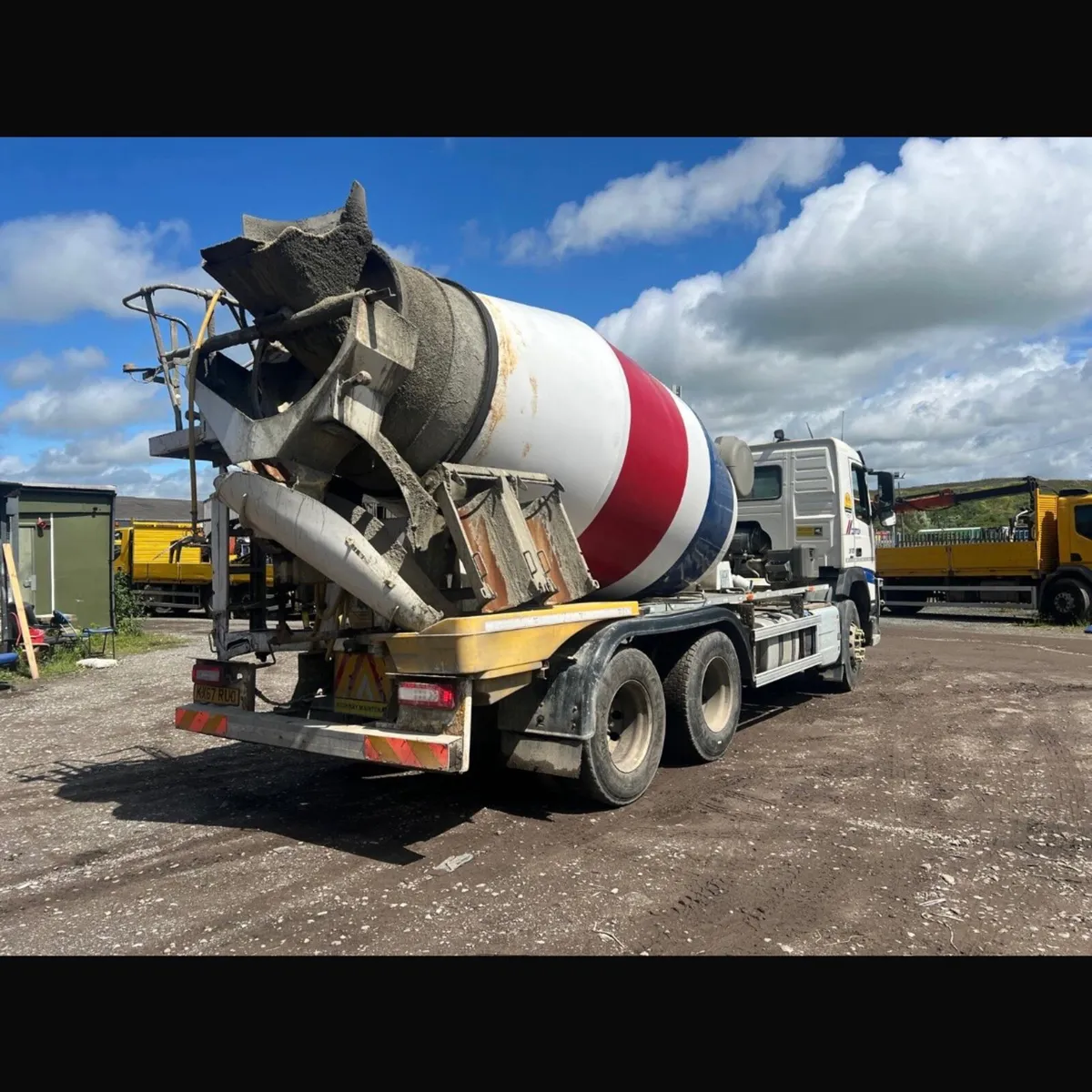 Trucks - Image 4